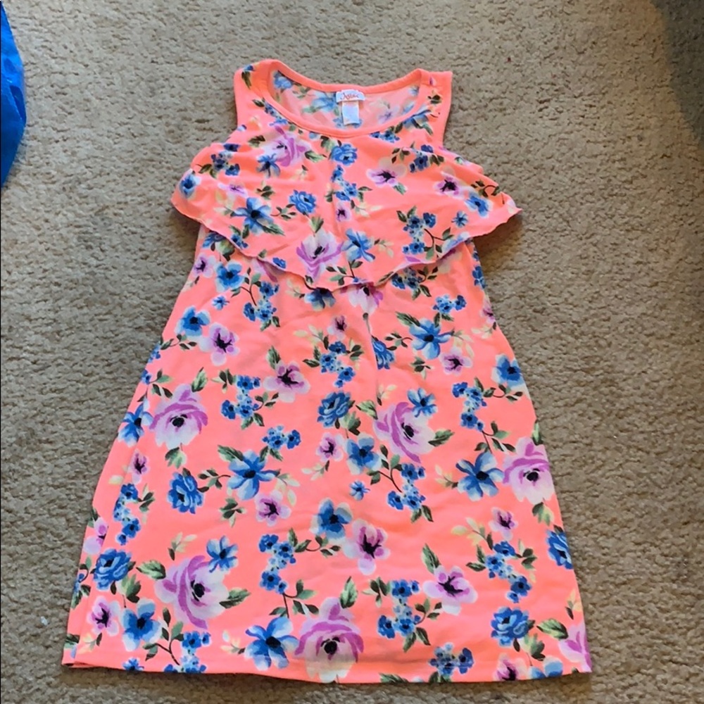 Girls dress